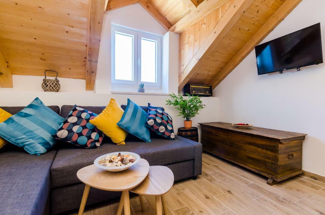 Apartments Korita Maranovici Екстер'єр фото