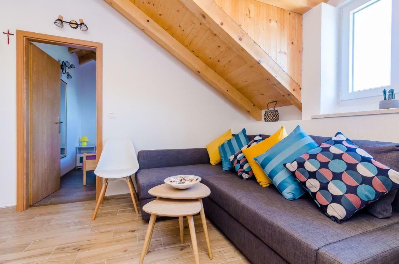 Apartments Korita Maranovici Екстер'єр фото