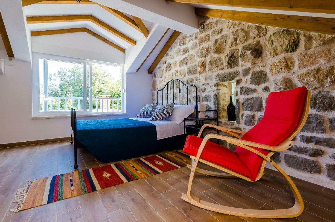 Apartments Korita Maranovici Екстер'єр фото