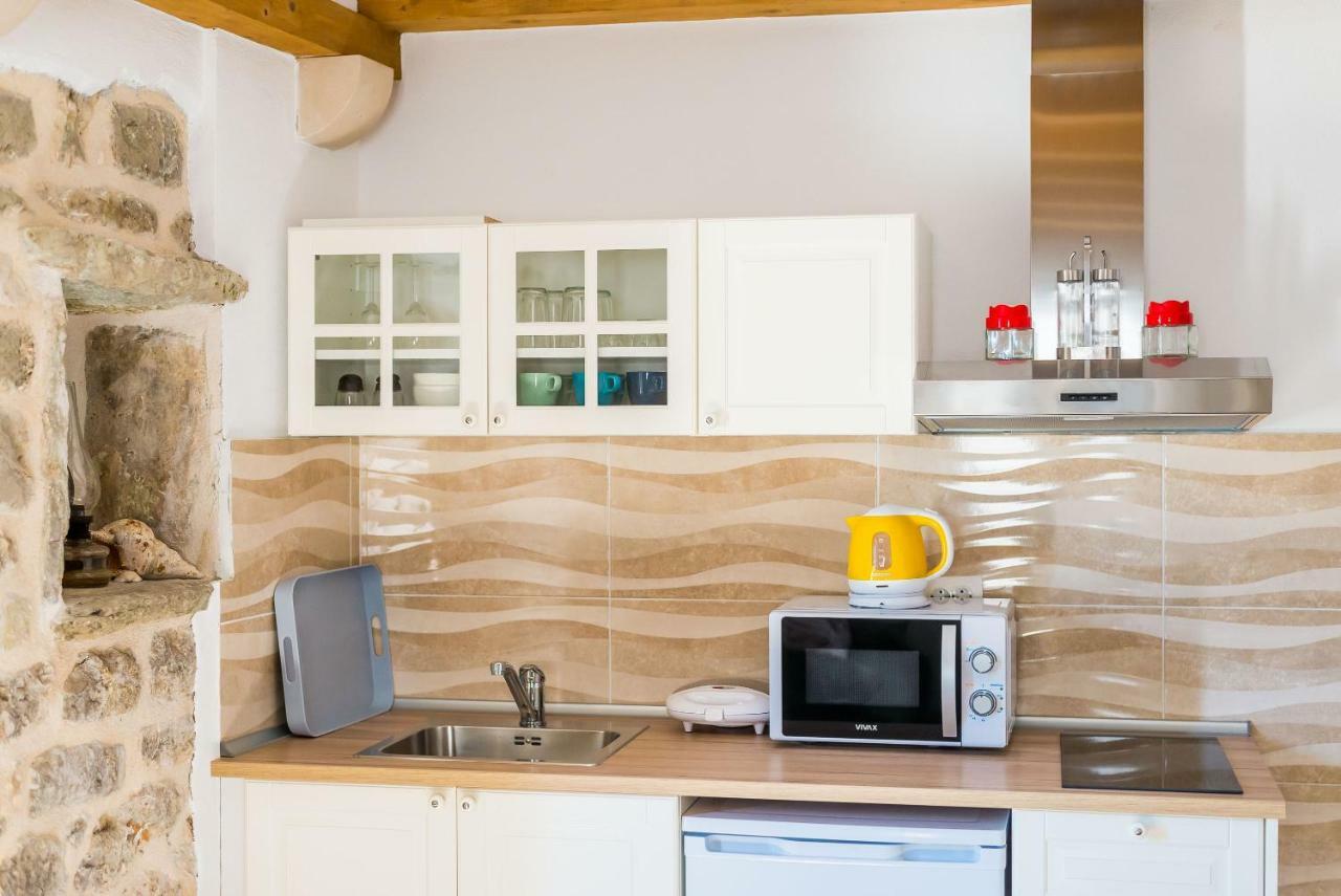 Apartments Korita Maranovici Екстер'єр фото
